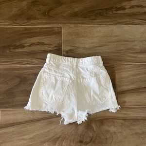 zara white jean shorts